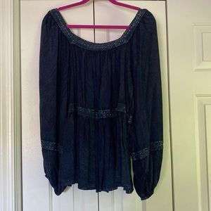 Long sleeve flowy boho top